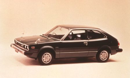 De eerste Honda Accord, zijaanzicht.