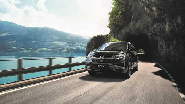 Driekwart vooraanzicht van de CR-V Hybrid