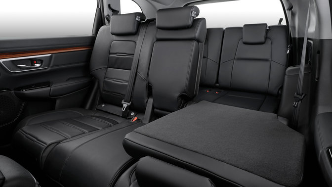 Zijaanzicht inklapbare en extra stoelen achteraan Honda CR-V.