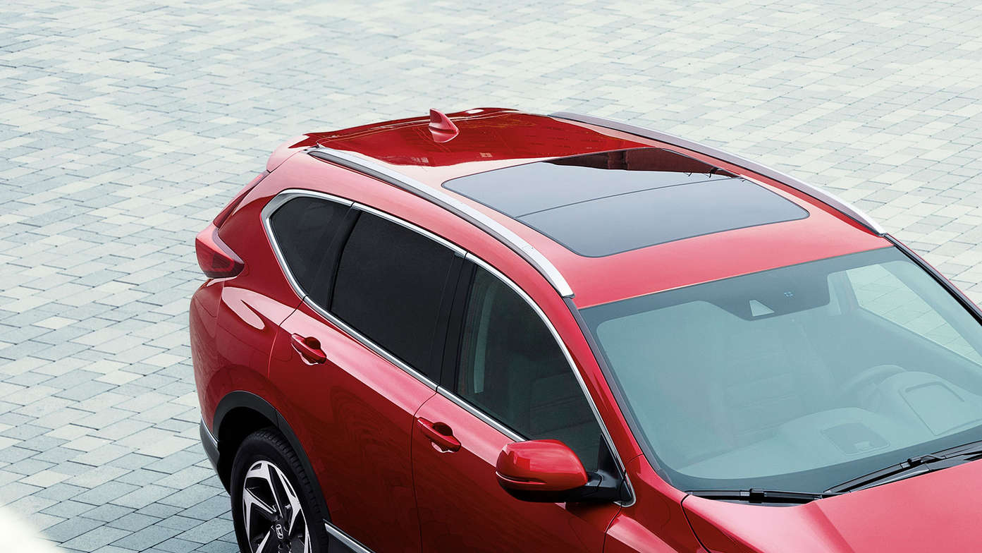Close-up driekwart zijaanzicht Honda CR-V.