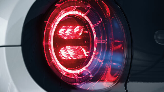 Close-up LED-achterlichten van de Honda e.