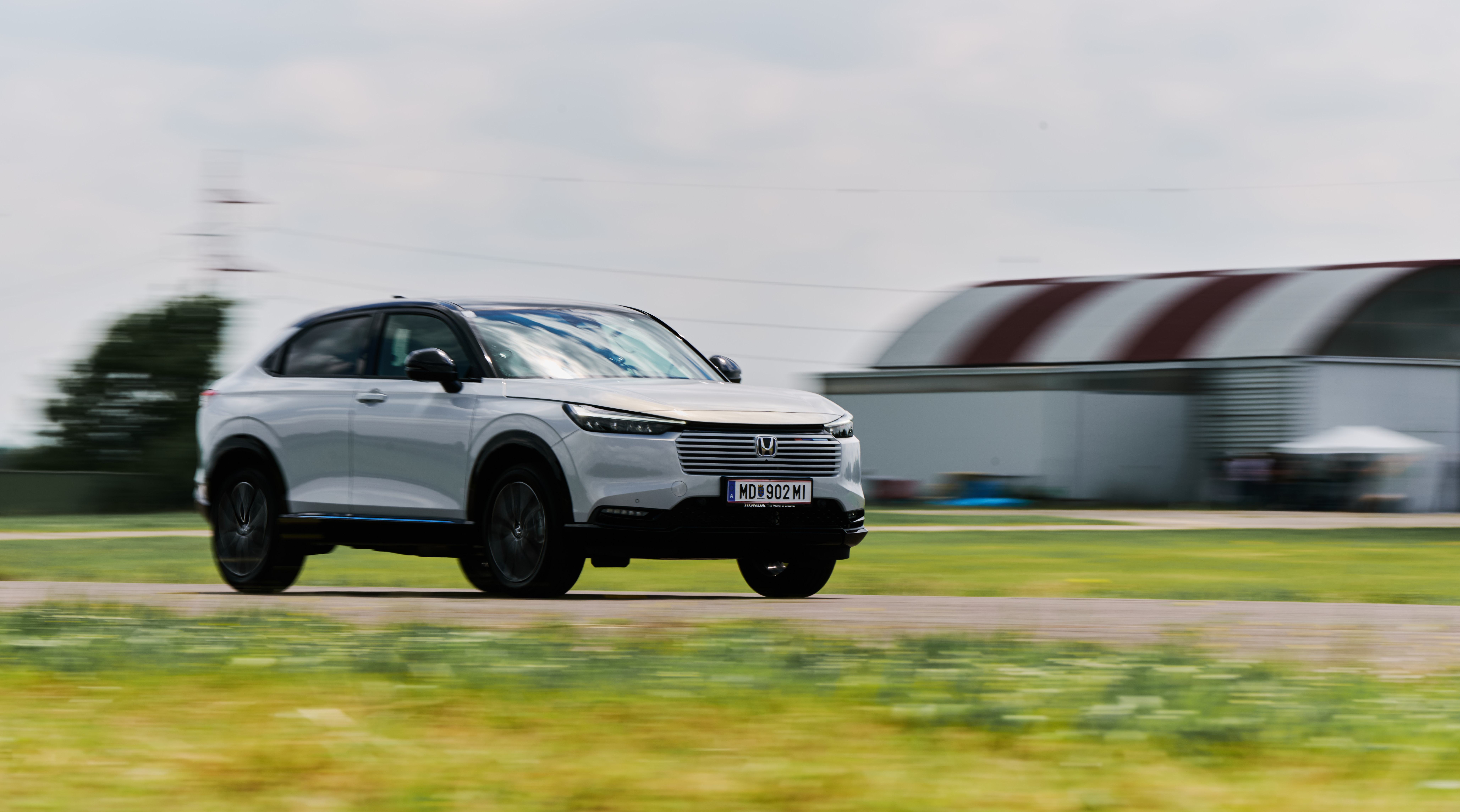 HR-V van rechtsvoor