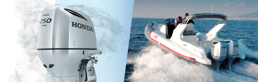 Links: Honda buitenboordmotor. Rechts: Boot met Honda motor, in gebruik door modellen, kustlocatie.