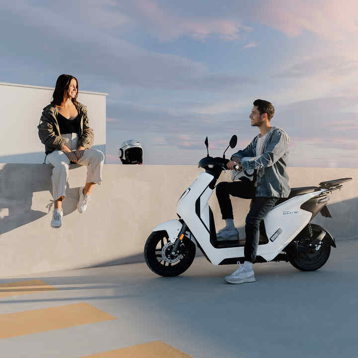 Honda EM1E op locatie