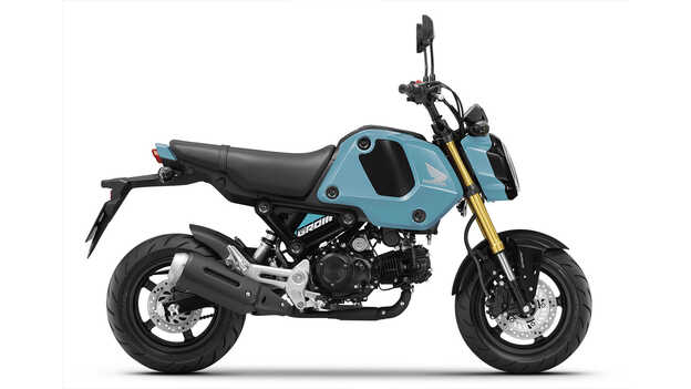 Honda MSX125 3/4 voorkant rechts studio