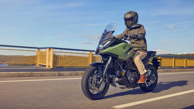 Dax 125 statische foto achterkant