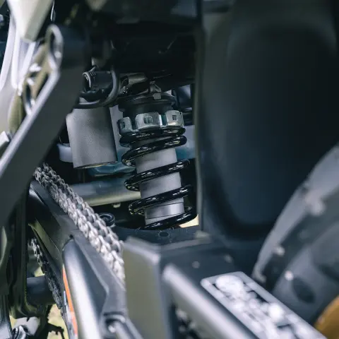 Close-up van Xl750 Transalp vering.