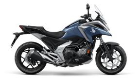 Foto met zijaanzicht van zwarte NC750X.