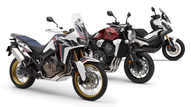 3x Honda motorfietsen.