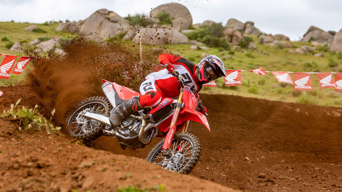 Dynamisch beeld 2025 CRF450RWE