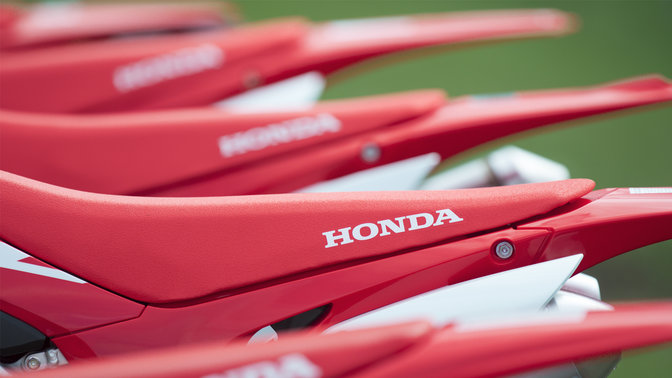 Een selectie CRF-motorfietsen.