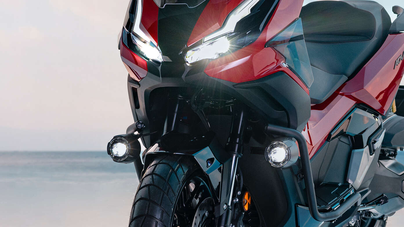 Honda ADV350 mistlampen.