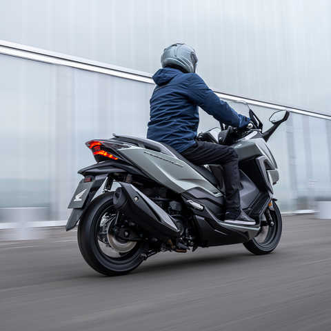 Overzicht – Forza 350 – Scooters – Aanbod – Motorfietsen – Honda