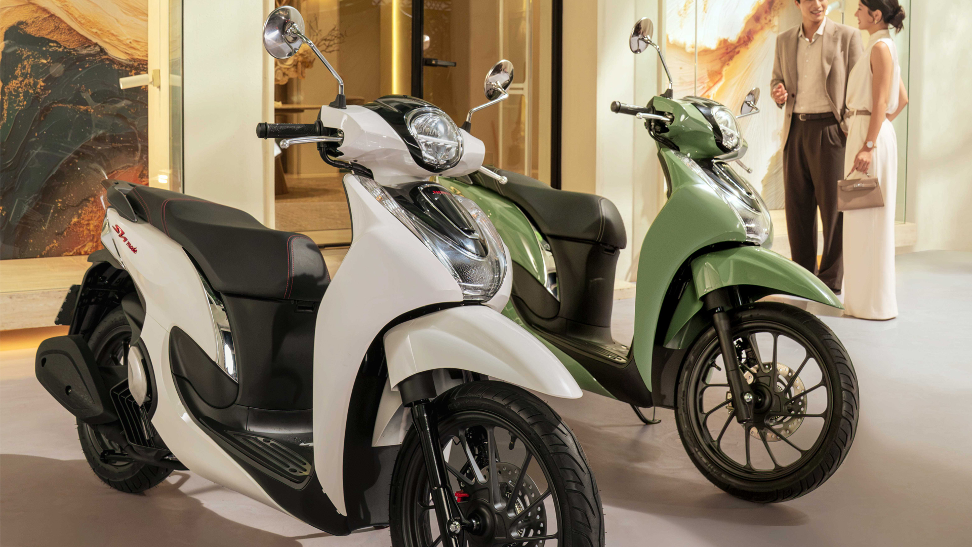 Mode 125 close-up opbergvak vooraan