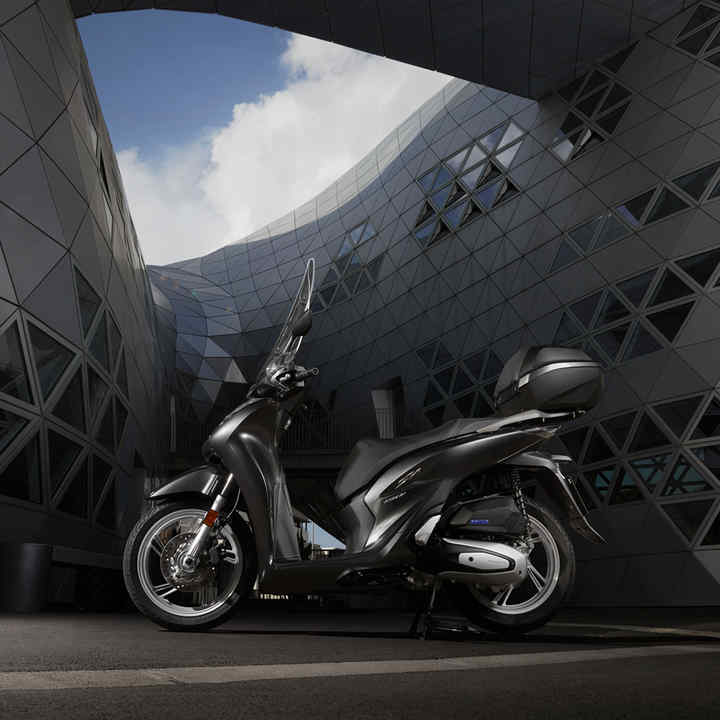 Overzicht - SH150i - Scooters - Aanbod - Motorfietsen - Honda