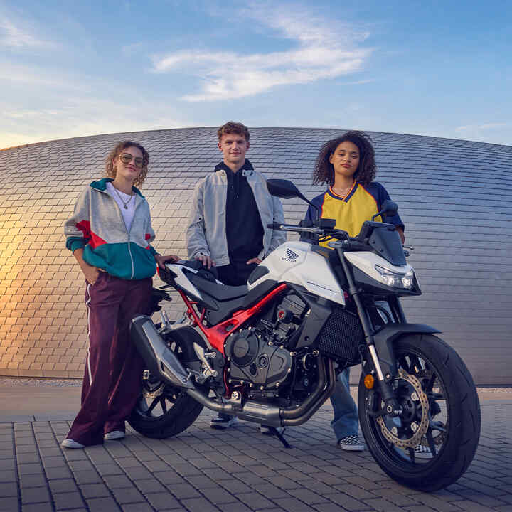 Beeld uit de Honda Hornet actievideo