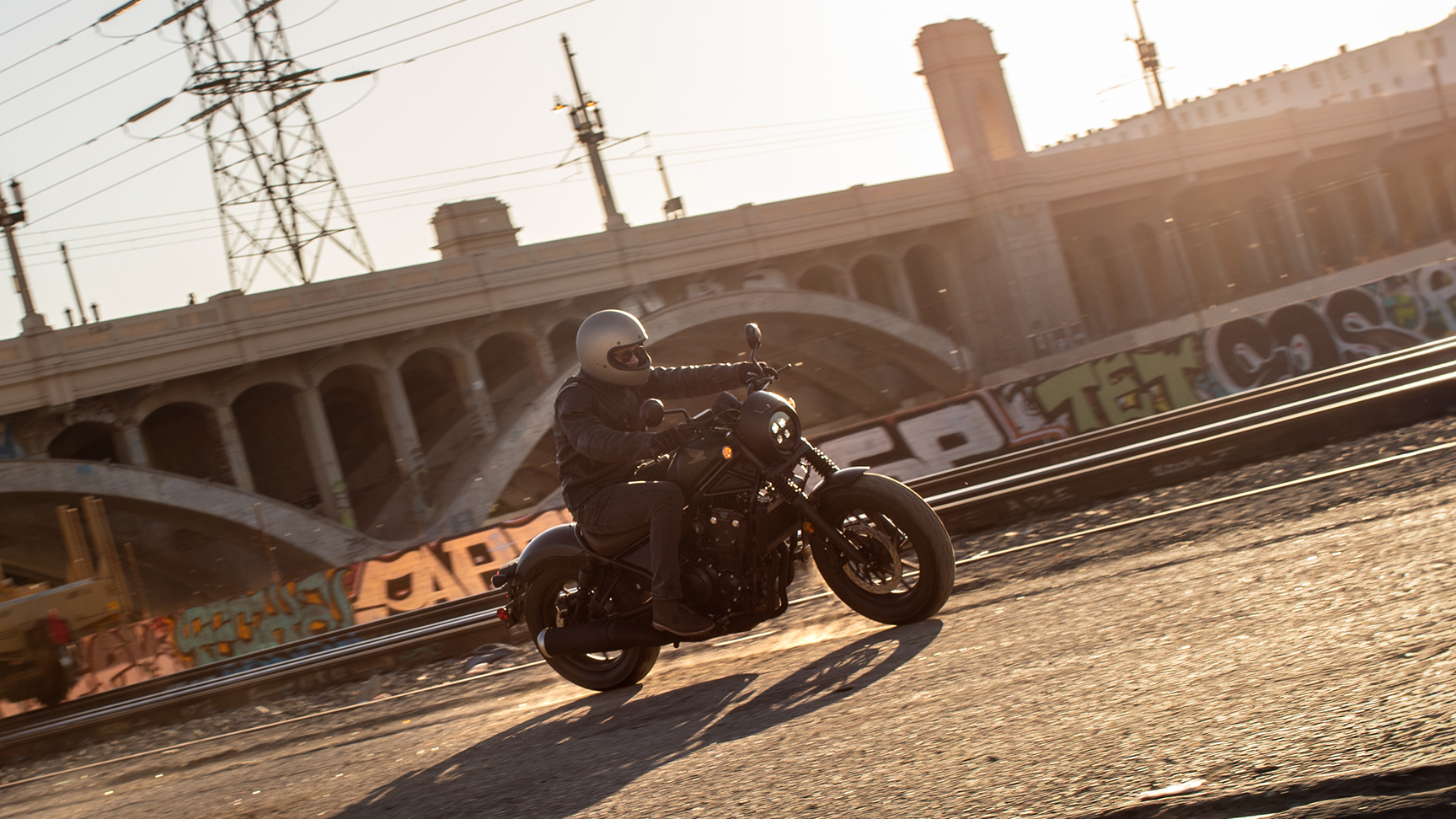 CMX500 Rebel met rijder