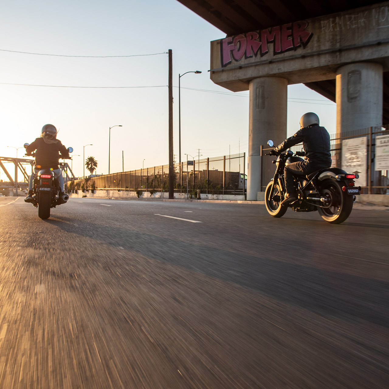 CMX500 Rebel met twee rijders
