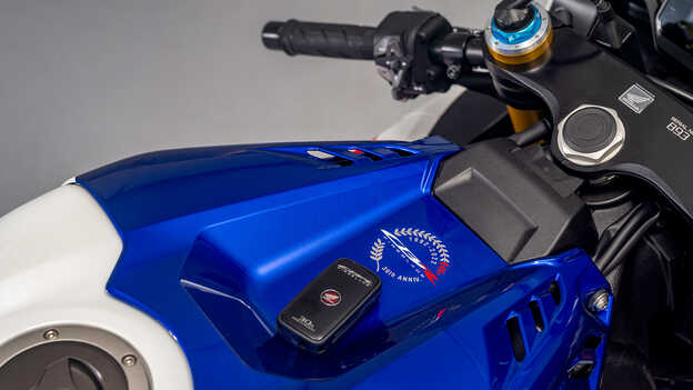 Honda CBR1000RR-R Fireblade sleutelhanger met logo 30th Anniversary