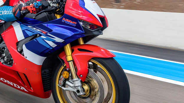 Honda CBR1000RR-R Fireblade SP met Öhlins Smart Electronic Control