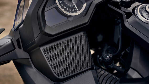 Honda GL1800 Gold Wing, Rider Infotainment